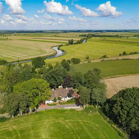 Semesterbostad Charming In Schleswig-holstein Fedderingen